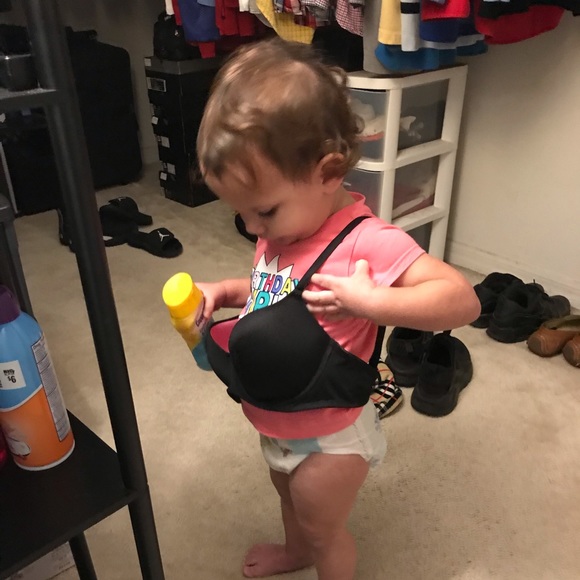 Meet your Posher, Krystle ❤️❤️ - Picture 4 of 8